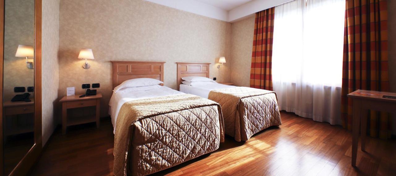 Monica Hotel Fiera Pregnana Milanese Ngoại thất bức ảnh