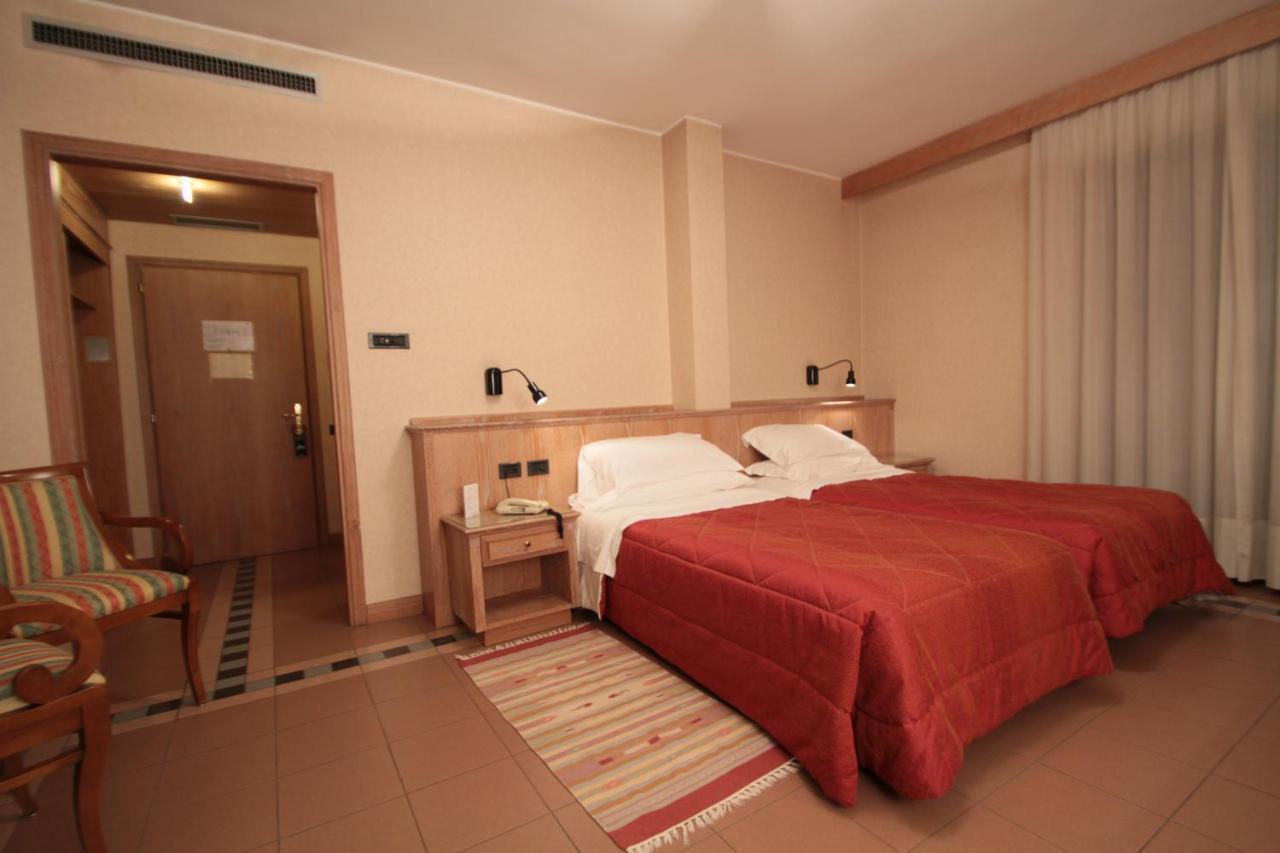Monica Hotel Fiera Pregnana Milanese Ngoại thất bức ảnh