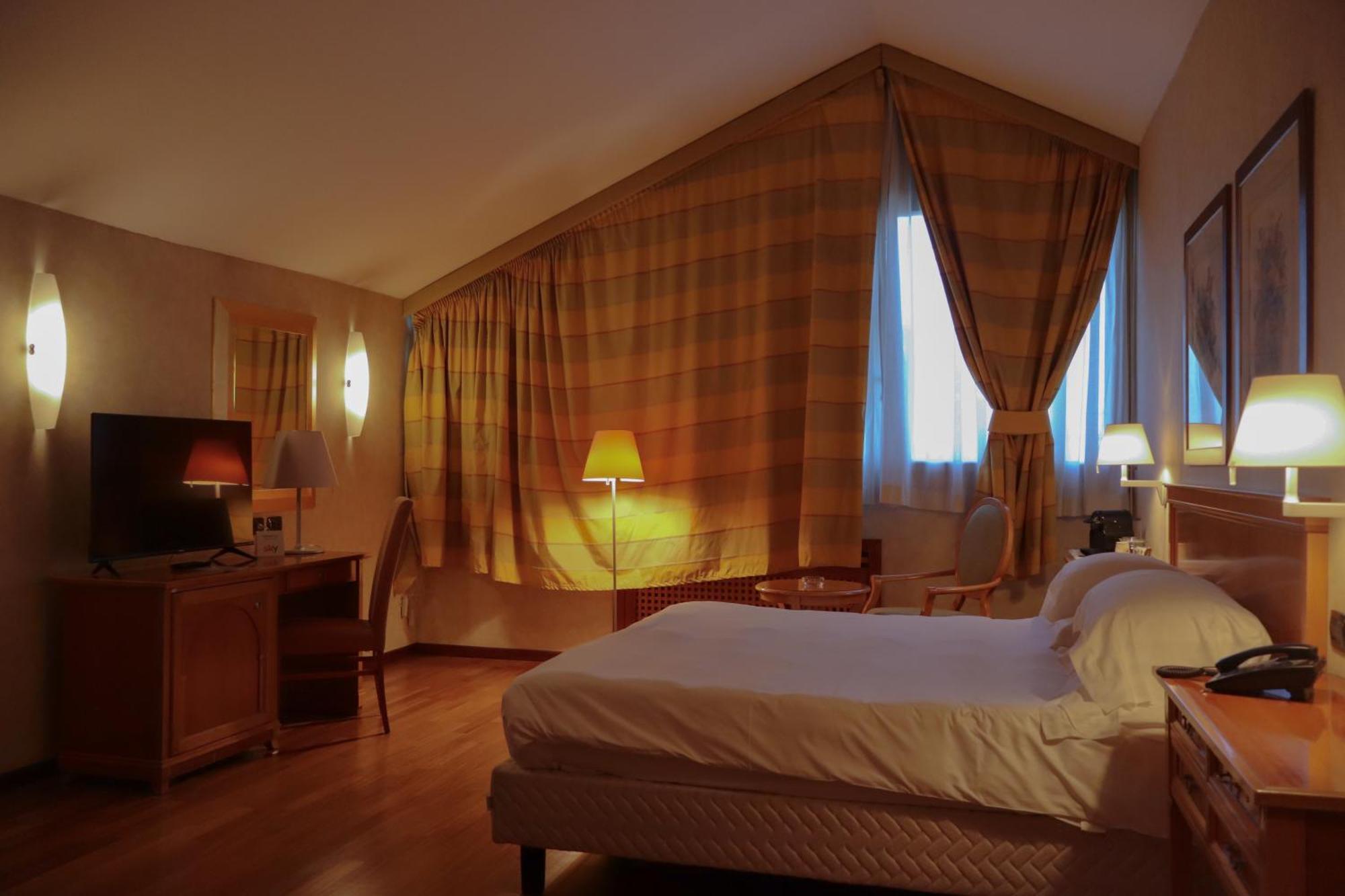 Monica Hotel Fiera Pregnana Milanese Ngoại thất bức ảnh