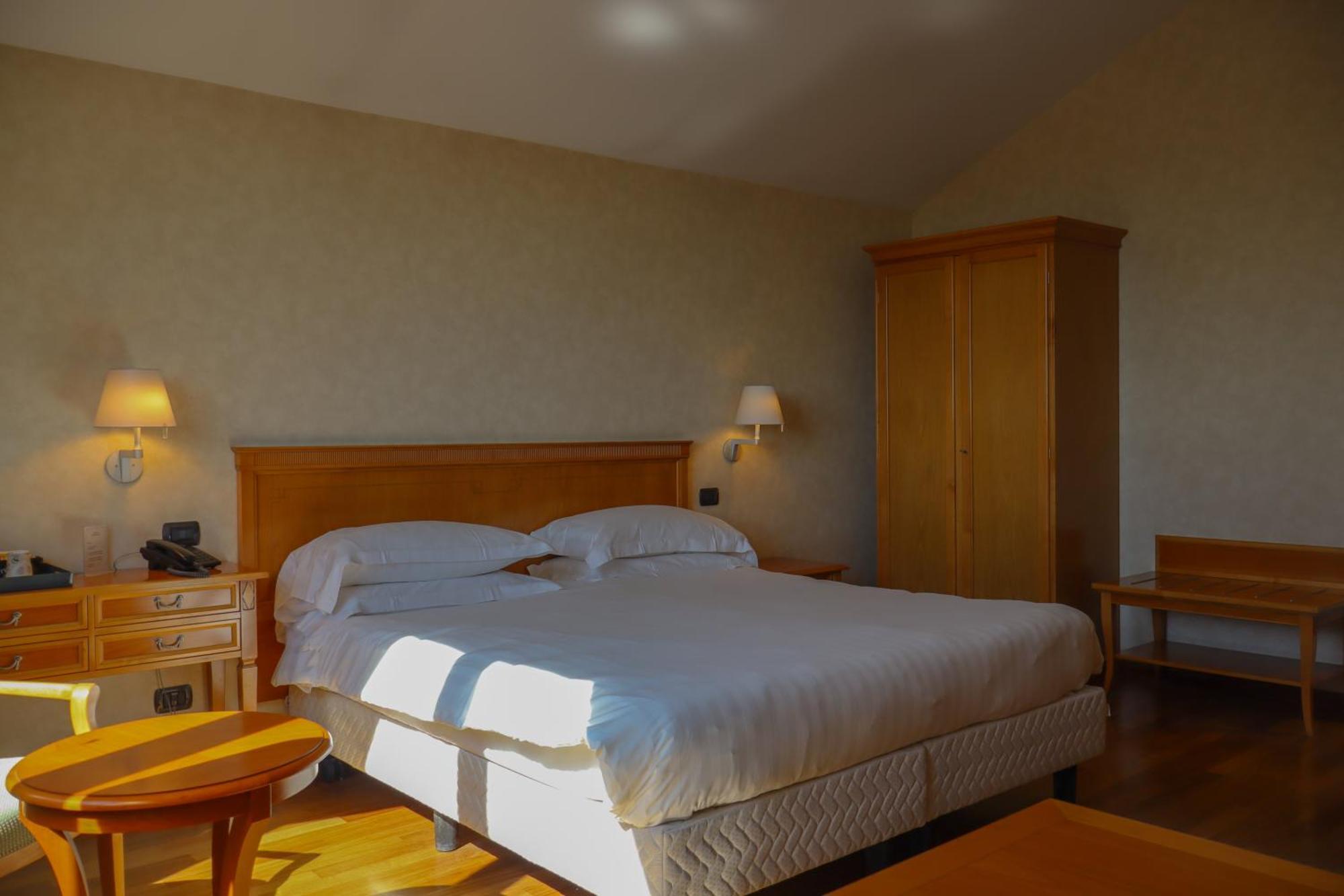 Monica Hotel Fiera Pregnana Milanese Ngoại thất bức ảnh