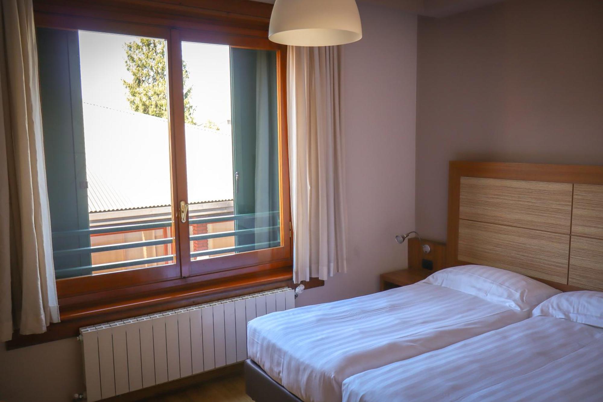 Monica Hotel Fiera Pregnana Milanese Phòng bức ảnh