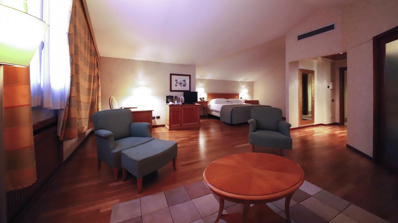 Monica Hotel Fiera Pregnana Milanese Ngoại thất bức ảnh